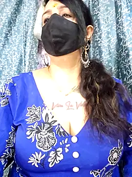 Snapshot of cute-tanvi chatting on 06-12-26, 01:04 cute-tanvi online show from 06-12-26, 01:04