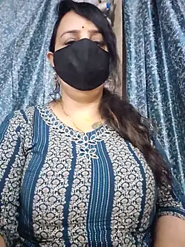 Snapshot of cute-tanvi chatting on 07-01-26, 12:56 cute-tanvi online show from 07-01-26, 12:56