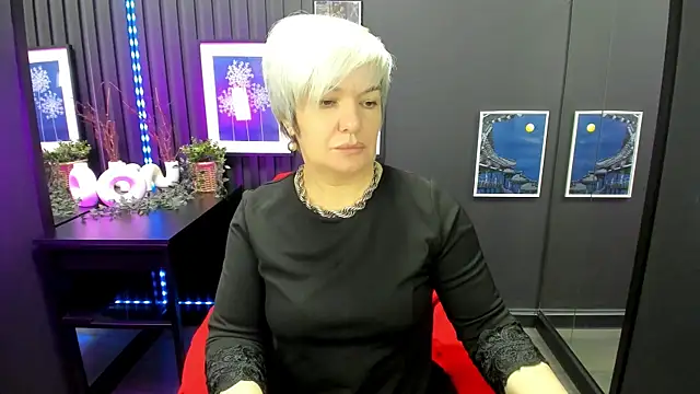 CarmenSoft online show from 12-22-25, 08:39