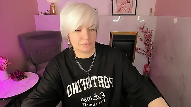 CarmenSoft online show from 04-24-26, 09:06