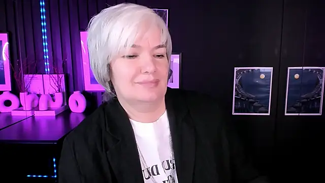 CarmenSoft online show from 05-18-26, 09:20