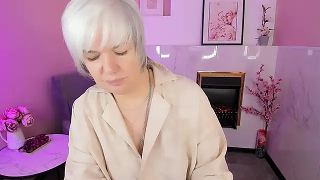 CarmenSoft online show from 06-05-26, 08:47