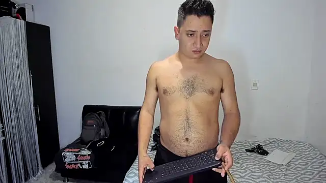 Snapshot of ares_sexxx chatting on 05-10-26, 10:26 ares sexxx online show from 05-10-26, 10:26