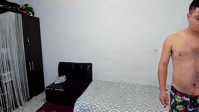 Snapshot of ares_sexxx chatting on 05-14-26, 02:24 ares sexxx online show from 05-14-26, 02:24