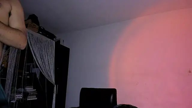 Snapshot of ares_sexxx chatting on 06-02-26, 12:56 ares sexxx online show from 06-02-26, 12:56