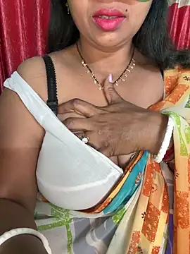 Snapshot of Anushka_21 chatting on 02-06-26, 12:37 Anushka 21 online show from 02-06-26, 12:37