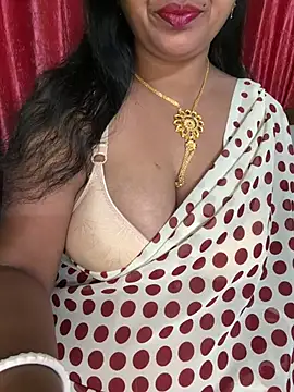 Snapshot of Anushka_21 chatting on 02-11-26, 11:43 Anushka 21 online show from 02-11-26, 11:43