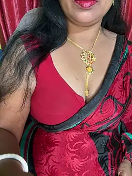 Snapshot of Anushka_21 chatting on 02-17-26, 07:09 Anushka 21 online show from 02-17-26, 07:09