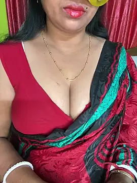 Snapshot of Anushka_21 chatting on 02-20-26, 12:18 Anushka 21 online show from 02-20-26, 12:18