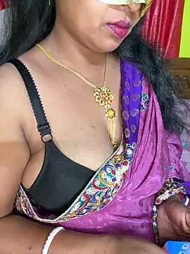 Snapshot of Anushka_21 chatting on 02-27-26, 07:25 Anushka 21 online show from 02-27-26, 07:25