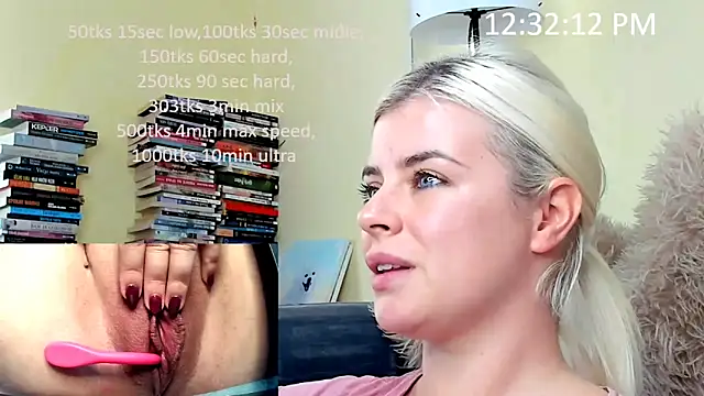 queenofthenighttt online show from 11-20-25, 11:32