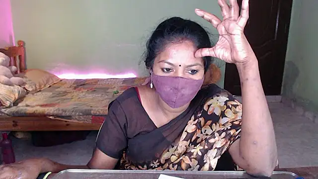 Snapshot of Novapol chatting on 05-03-26, 05:57 Novapol online show from 05-03-26, 05:57