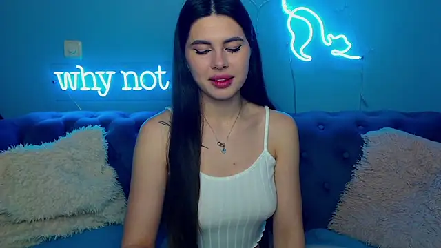 Snapshot of ViollinaLove chatting on 02-09-26, 05:44 ViollinaLove online show from 02-09-26, 05:44