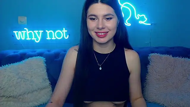 Snapshot of ViollinaLove chatting on 04-21-26, 04:41 ViollinaLove online show from 04-21-26, 04:41