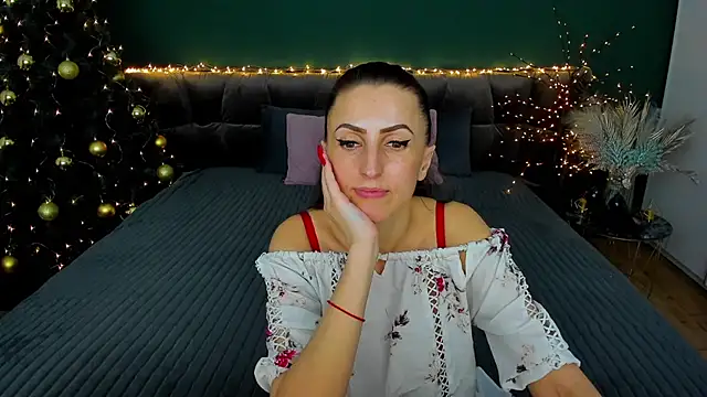 Snapshot of Rebecca_Diamond chatting on 01-22-25, 09:57 Rebecca Diamond online show from 01-22-25, 09:57
