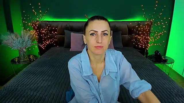 Snapshot of Rebecca_Diamond chatting on 01-30-25, 06:13 Rebecca Diamond online show from 01-30-25, 06:13