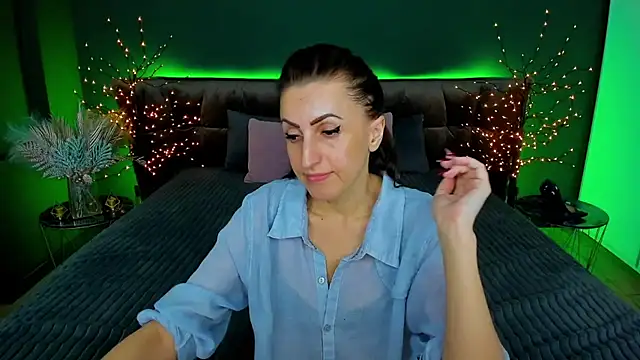 Snapshot of Rebecca_Diamond chatting on 01-30-25, 03:19 Rebecca Diamond online show from 01-30-25, 03:19