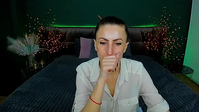 Snapshot of Rebecca_Diamond chatting on 02-17-25, 09:35 Rebecca Diamond online show from 02-17-25, 09:35
