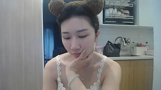 Snapshot of Asiagirll chatting on 07-03-26, 03:35 Asiagirll online show from 07-03-26, 03:35