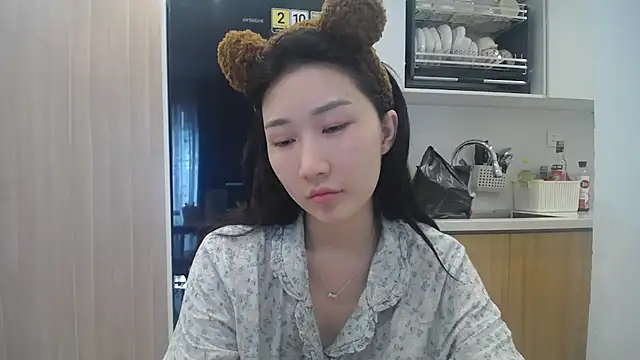 Snapshot of Asiagirll chatting on 07-07-26, 06:58 Asiagirll online show from 07-07-26, 06:58