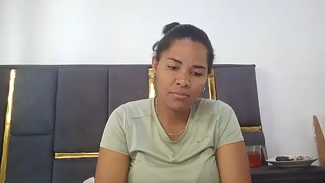 Snapshot of aleixane chatting on 04-24-26, 08:50 aleixane online show from 04-24-26, 08:50