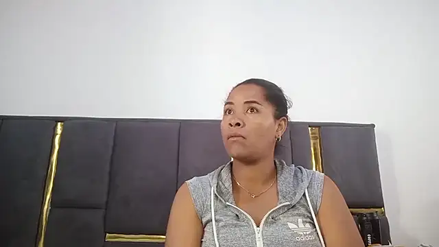 Snapshot of aleixane chatting on 06-14-26, 07:10 aleixane online show from 06-14-26, 07:10