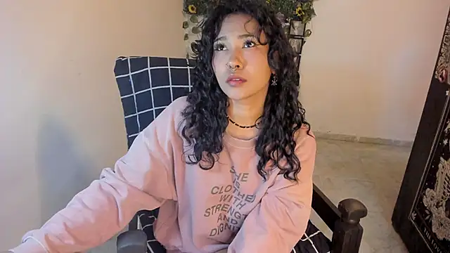 Mary Rosse1 online show from 10-13-25, 07:03