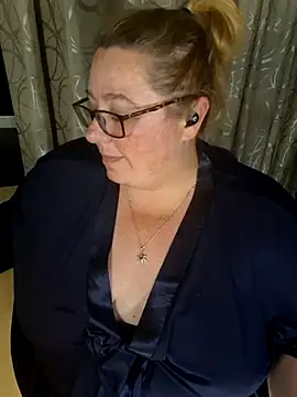 Iceprincess2bad4u online show from 02-03-26, 06:13