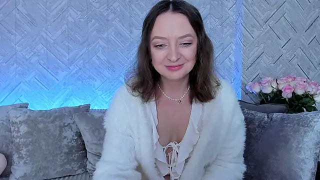 EvaBarsa  online show from 11-30-25, 03:10