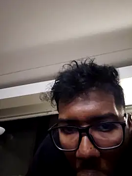 dulcetnukem online show from 12-16-25, 04:39