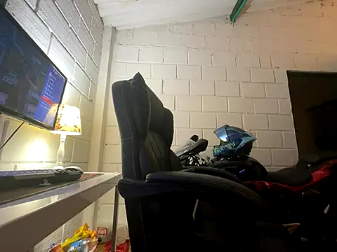 Max TheHorseDick online show from 09-16-25, 03:51