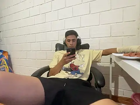 Max TheHorseDick online show from 03-01-26, 07:05