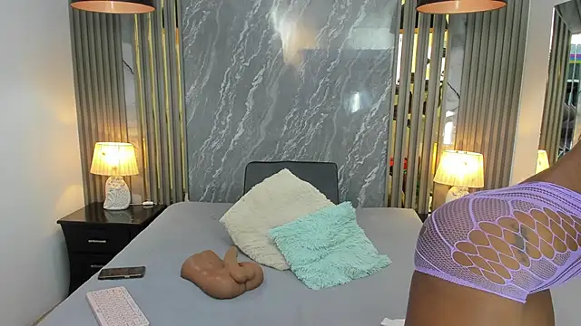 Nyakimgold online show from 02-08-26, 01:03