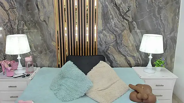 Snapshot of Nyakimgold chatting on 05-14-26, 12:34 Nyakimgold online show from 05-14-26, 12:34