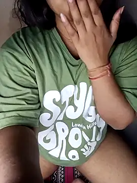 Sweet-Berry online show from 02-06-25, 11:37