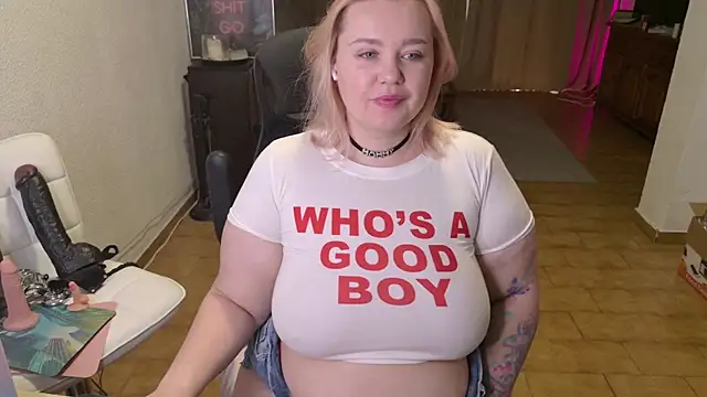 Snapshot of MargotGrey chatting on 02-28-26, 09:10 MargotGrey online show from 02-28-26, 09:10