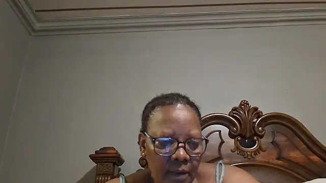 Snapshot of SEXYBOOBSNASS chatting on 01-04-25, 11:38 SEXYBOOBSNASS online show from 01-04-25, 11:38