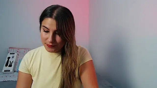 amelie collins online show from 01-31-25, 02:37