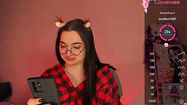 YsabellViveris online show from 12-15-24, 09:35