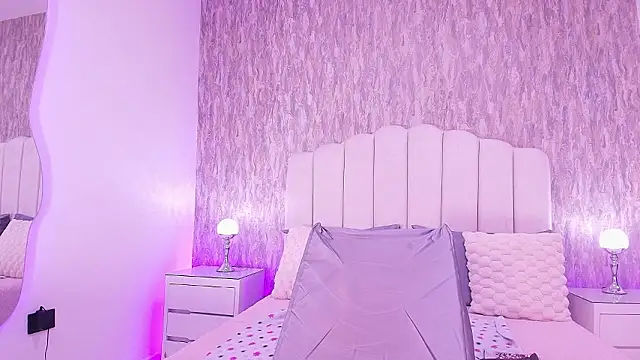 raven lilith  online show from 02-08-26, 03:21