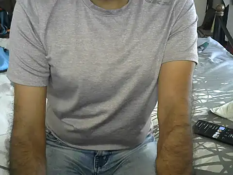 Snapshot of Slim_India chatting on 02-03-26, 06:40 Slim India online show from 02-03-26, 06:40