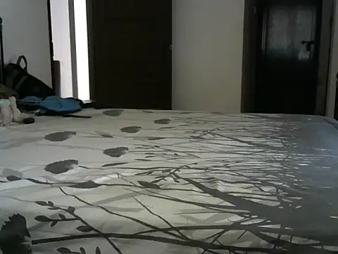 Snapshot of Slim_India chatting on 02-18-26, 02:07 Slim India online show from 02-18-26, 02:07