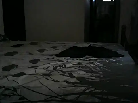 Snapshot of Slim_India chatting on 02-24-26, 01:25 Slim India online show from 02-24-26, 01:25