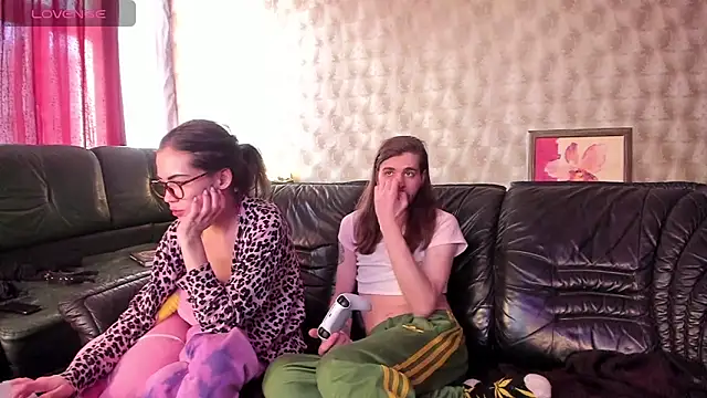 Snapshot of Milena_joline chatting on 01-17-25, 09:49 Milena joline online show from 01-17-25, 09:49