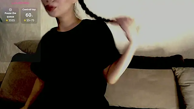 Snapshot of Iam_Luna chatting on 02-07-26, 06:22 Iam Luna online show from 02-07-26, 06:22