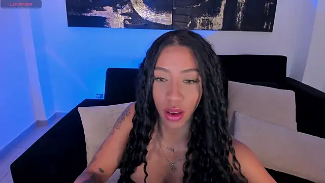 Snapshot of LindseyCox chatting on 02-06-25, 07:51 LindseyCox online show from 02-06-25, 07:51