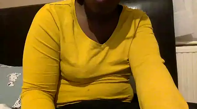 Snapshot of blacksexybeauty31 chatting on 02-12-25, 08:07 blacksexybeauty31 online show from 02-12-25, 08:07