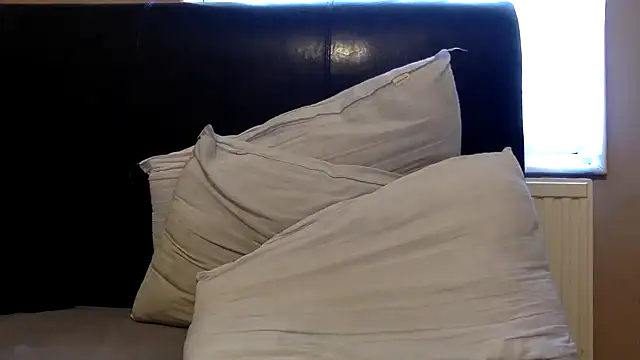 Snapshot of blacksexybeauty31 chatting on 03-04-25, 01:17 blacksexybeauty31 online show from 03-04-25, 01:17