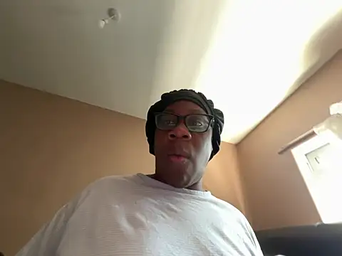 Snapshot of blacksexybeauty31 chatting on 07-18-26, 10:41 blacksexybeauty31 online show from 07-18-26, 10:41