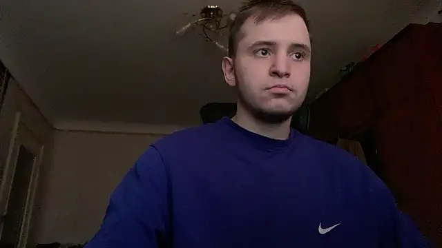 Snapshot of sweaticeboy chatting on 03-12-25, 07:46 sweaticeboy online show from 03-12-25, 07:46